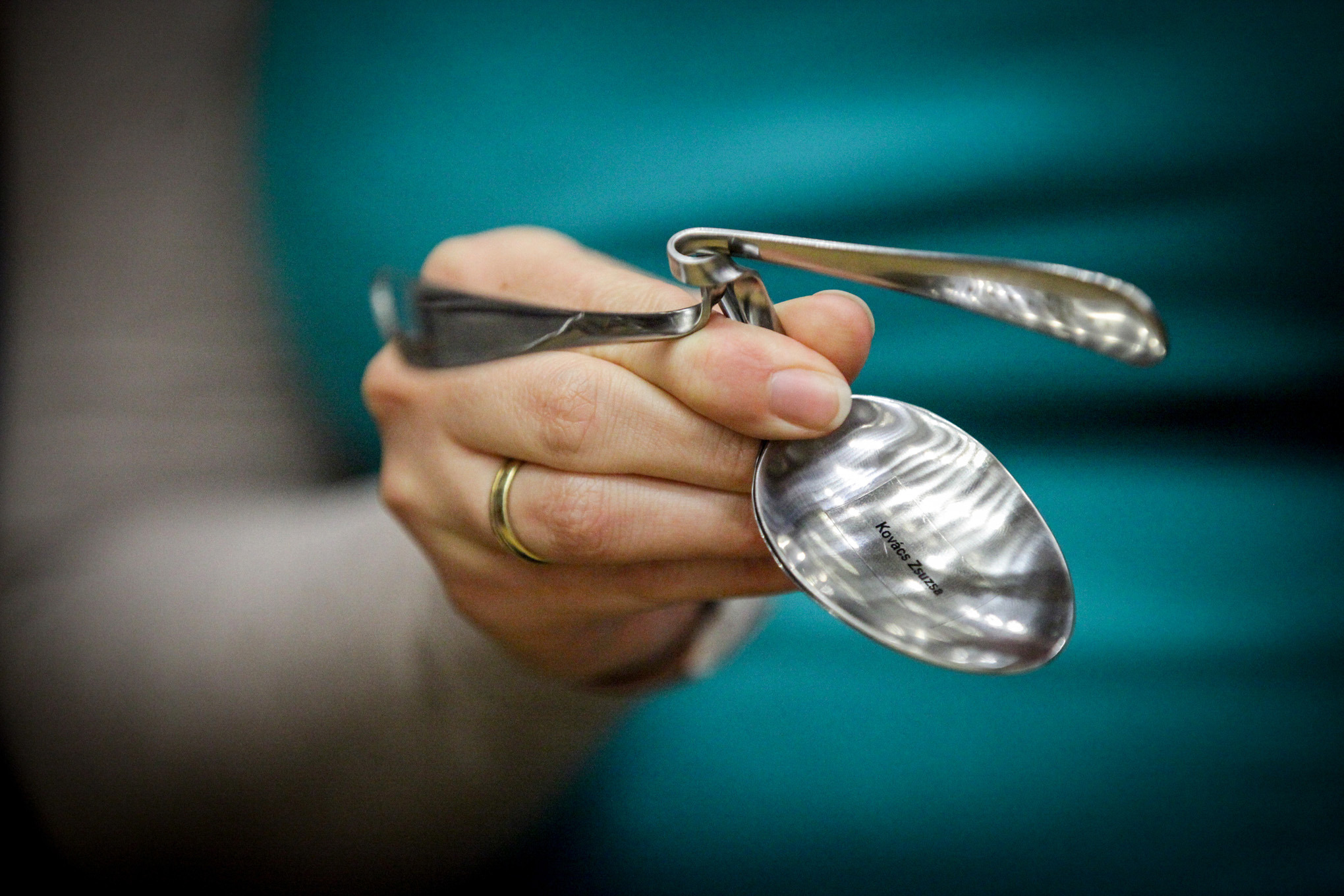 spoon-bending training